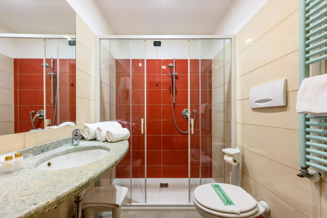 Chambre Double ou Lits Jumeaux